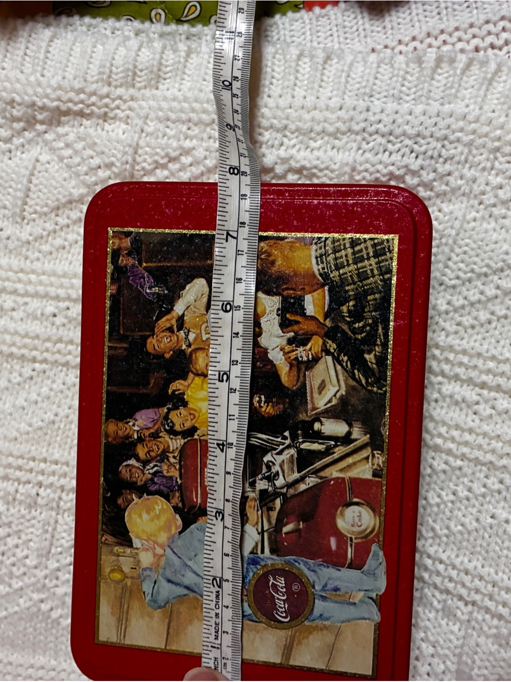 Coca Cola Red Metal Keepsake Box with Retro Diner Illustration - Picture 6 of 8